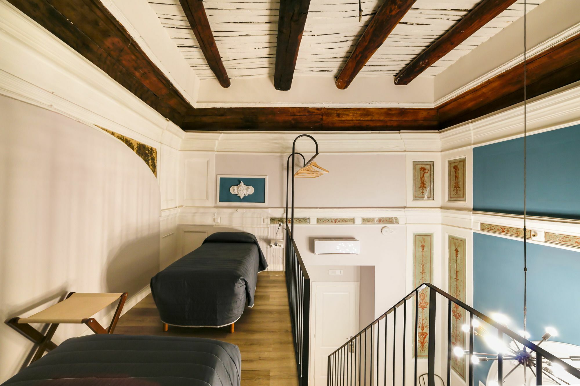 Bed and Breakfast The Dante House By House In Nápoles Exterior foto